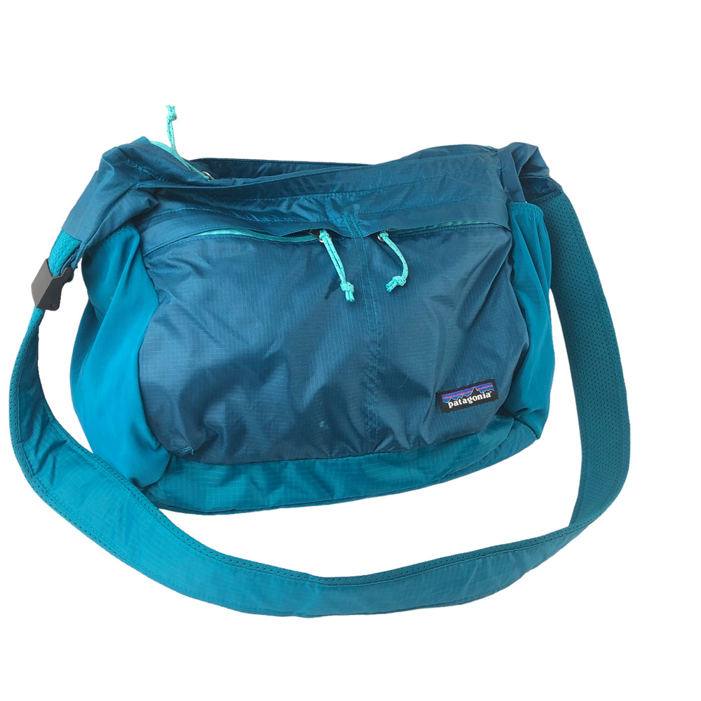 Patagonia Lightweight Travel 15L Courier Bag Shoulder Bag Blue STY48813 Unisex - Picture 1 of 12